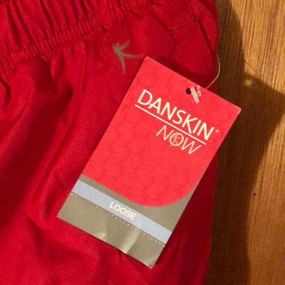 LOOSE - Picture 4 of 8